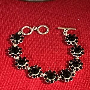 Vintage-Style Black Onyx Bracelet with Ornate Metalwork #DILL1